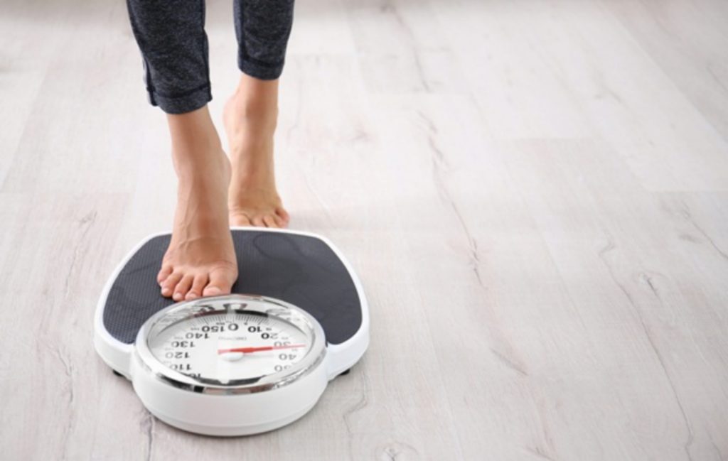 Duy trì cân nặng hợp lý là một trong các cách để phòng ngừa và điều trị tiểu đường